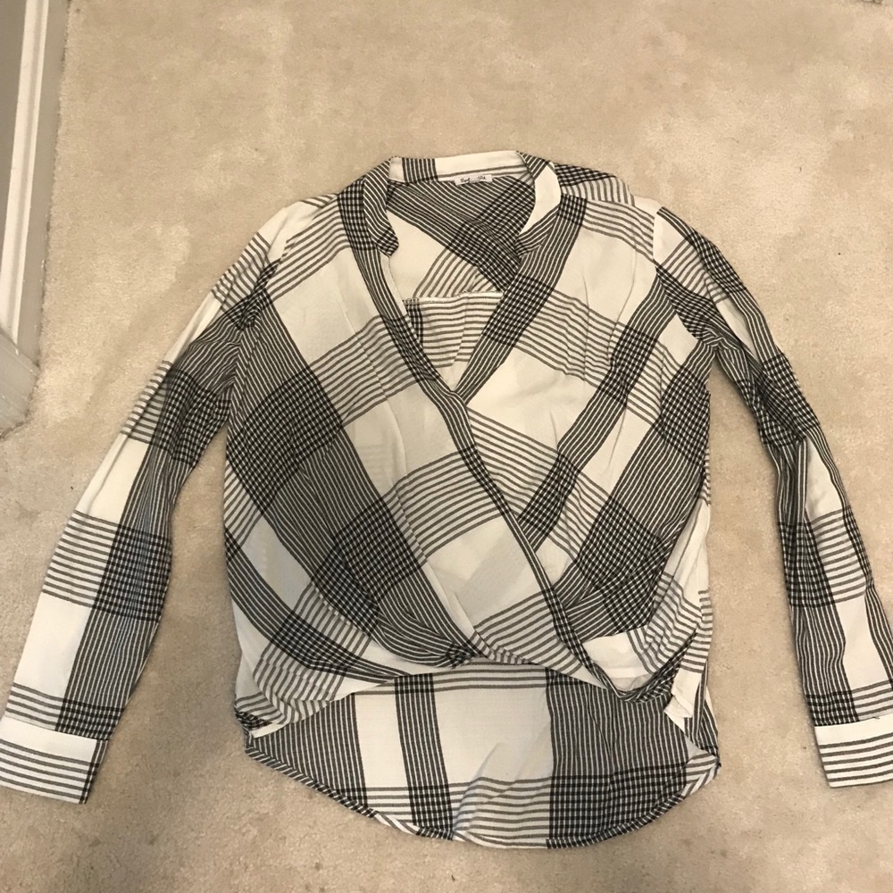 Splendid blouse black and white plaid